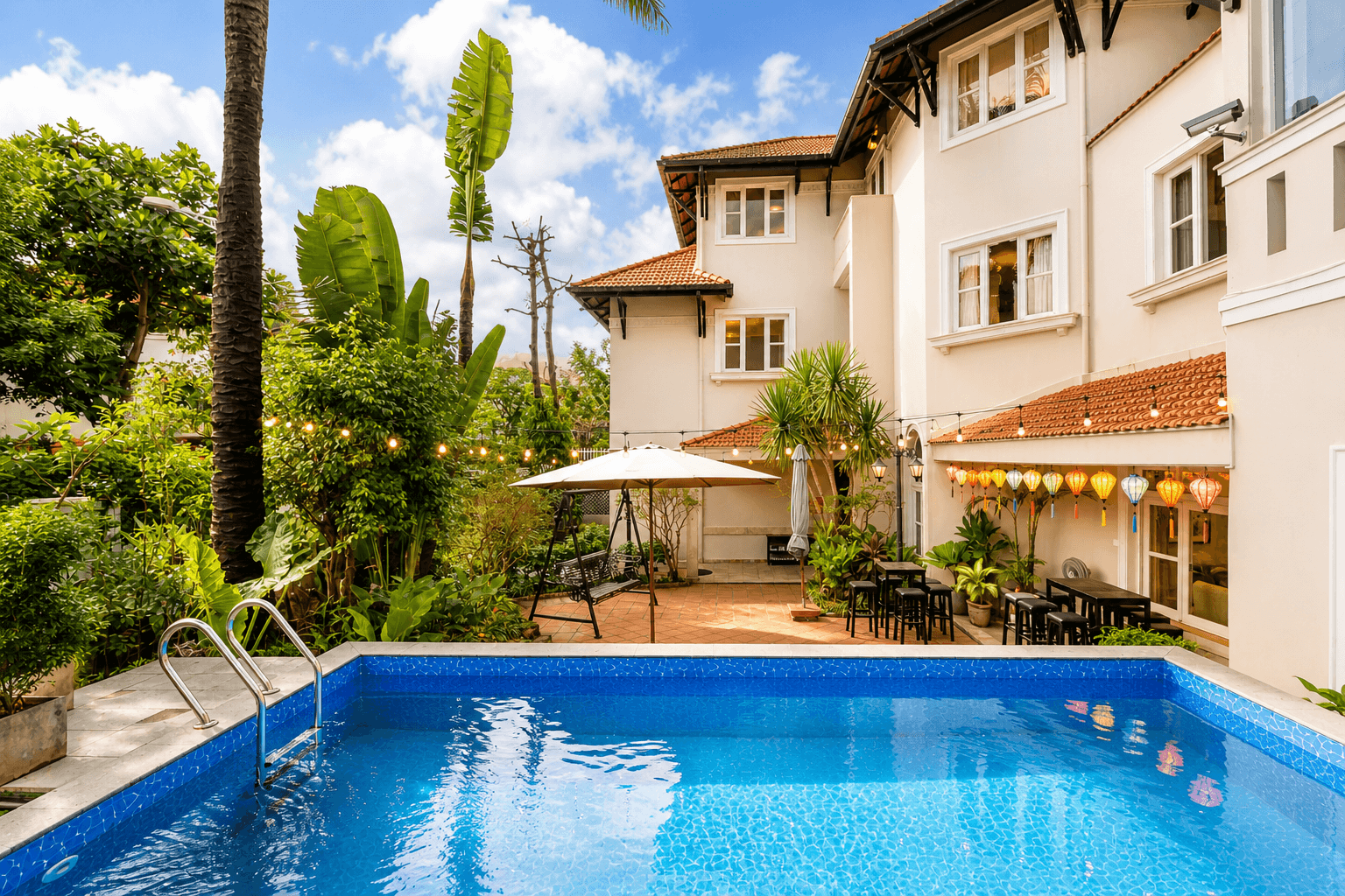 Biệt thự và hồ bơi tại Veya Villa Spring, TP.HCM